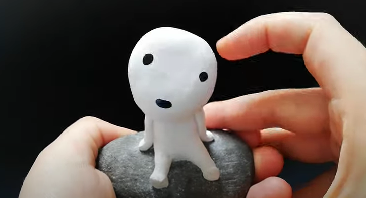 diy kodama with moving bobble head